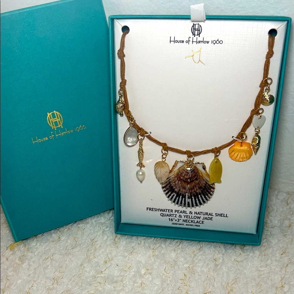 House of Harlow 1960 freshwater pearl and natural shell